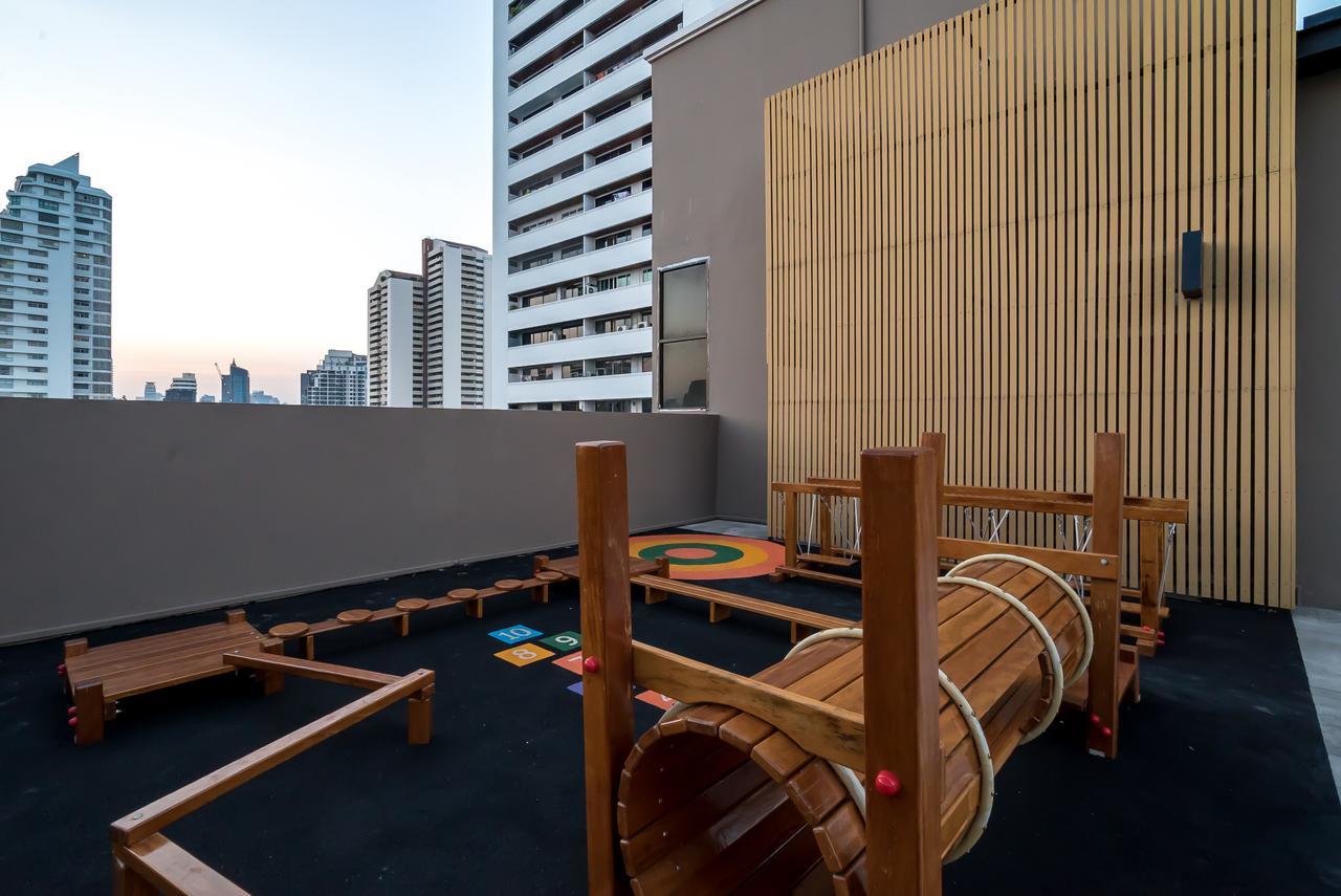 Thea Private Suites By Th District Банкок Екстериор снимка